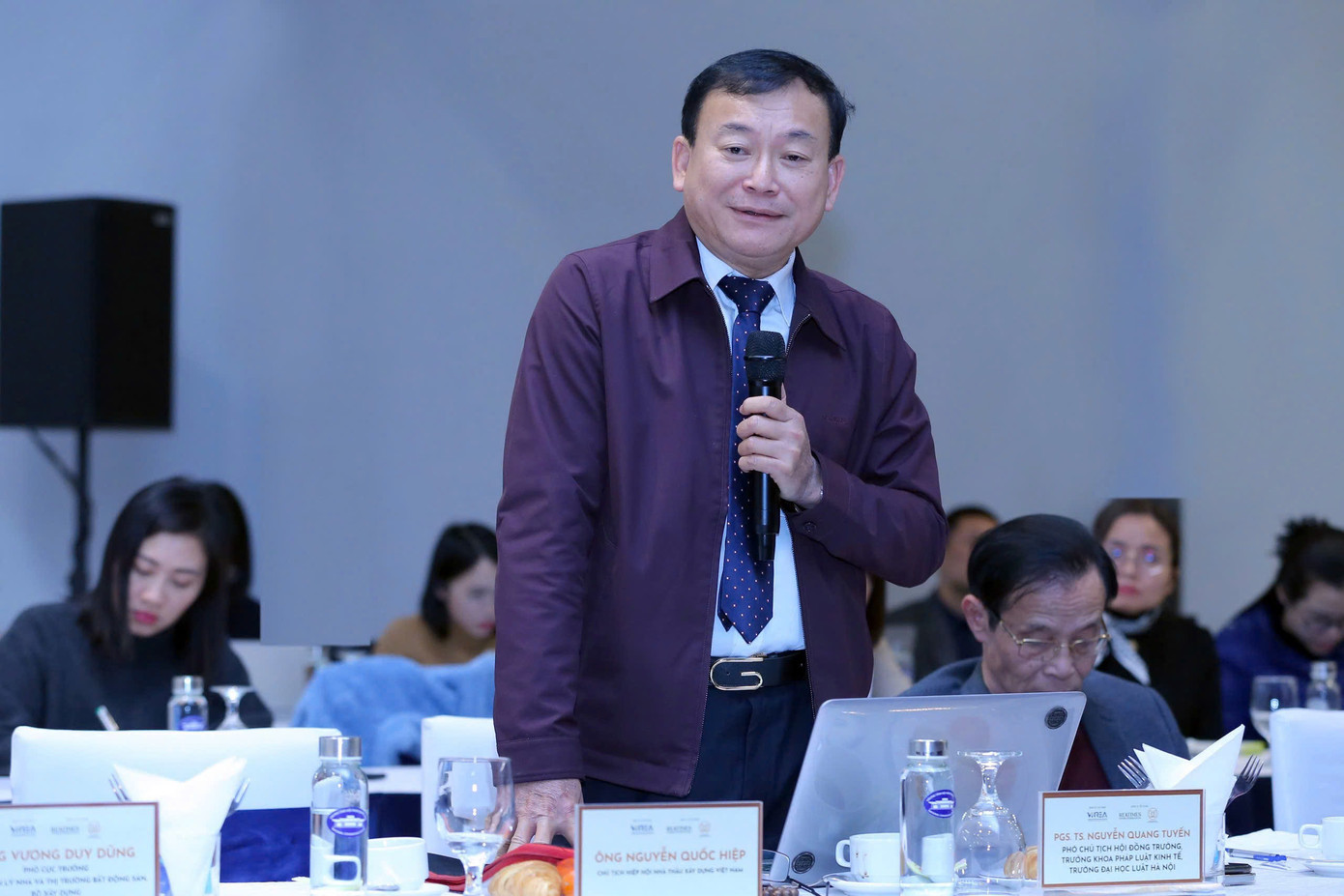 PGS.TS. Nguyễn Quang Tuyến - Phó Chủ tịch Hội đồng Trường - Trưởng khoa Pháp luật Kinh tế - Trường Đại học Luật Hà Nội. PGS.TS. Nguyễn Quang Tuyến - Phó Chủ tịch Hội đồng Trường - Trưởng khoa Pháp luật Kinh tế - Trường Đại học Luật Hà Nội.