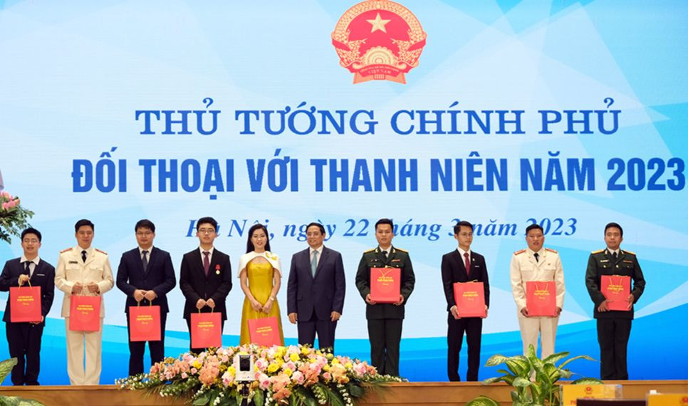 Tuyên dương 10 Gương mặt trẻ Việt Nam tiêu biểu năm 2022 ảnh 7