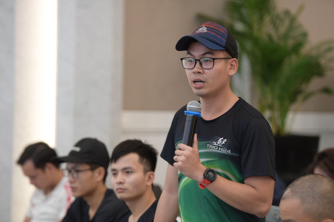 Đại diện CLB Trio H24 Đại diện CLB Trio H24