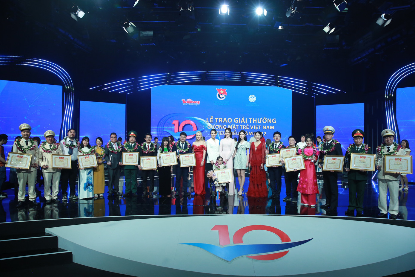 Tuyên dương 10 Gương mặt trẻ Việt Nam tiêu biểu năm 2022 ảnh 66