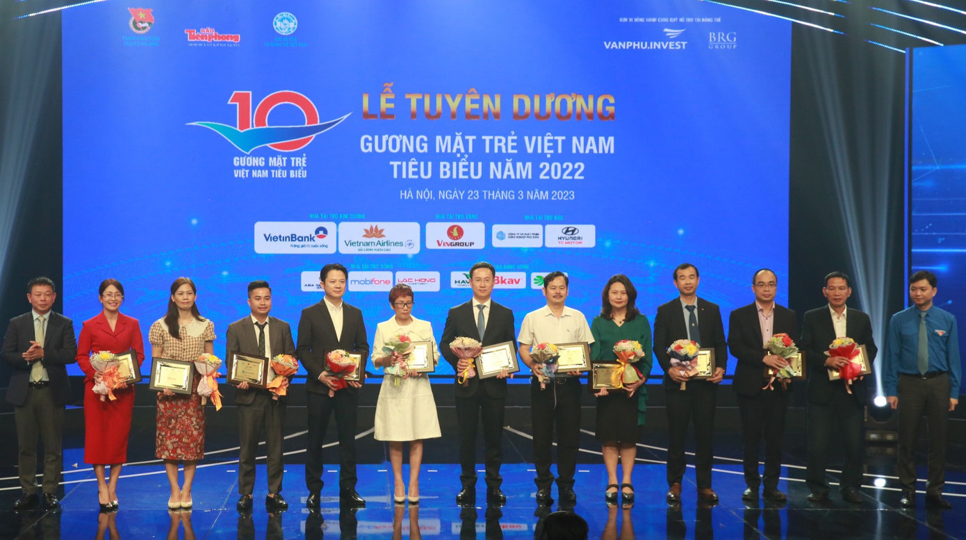 Tuyên dương 10 Gương mặt trẻ Việt Nam tiêu biểu năm 2022 ảnh 24