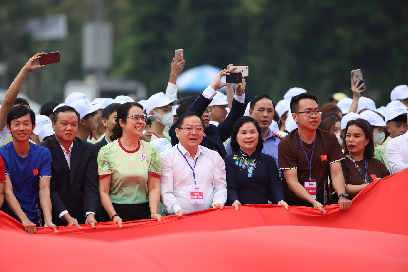 Lễ thượng cờ Tổ quốc tại Tiền Phong Marathon 2023 ảnh 41