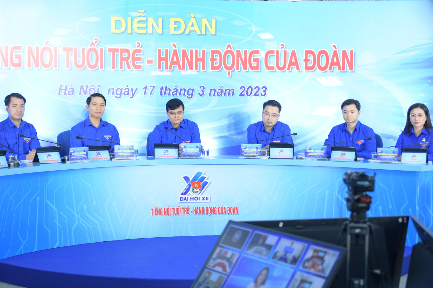 Mong bạn trẻ tiên phong trên tất cả các lĩnh vực, trên những mặt trận gian khó nhất ảnh 6