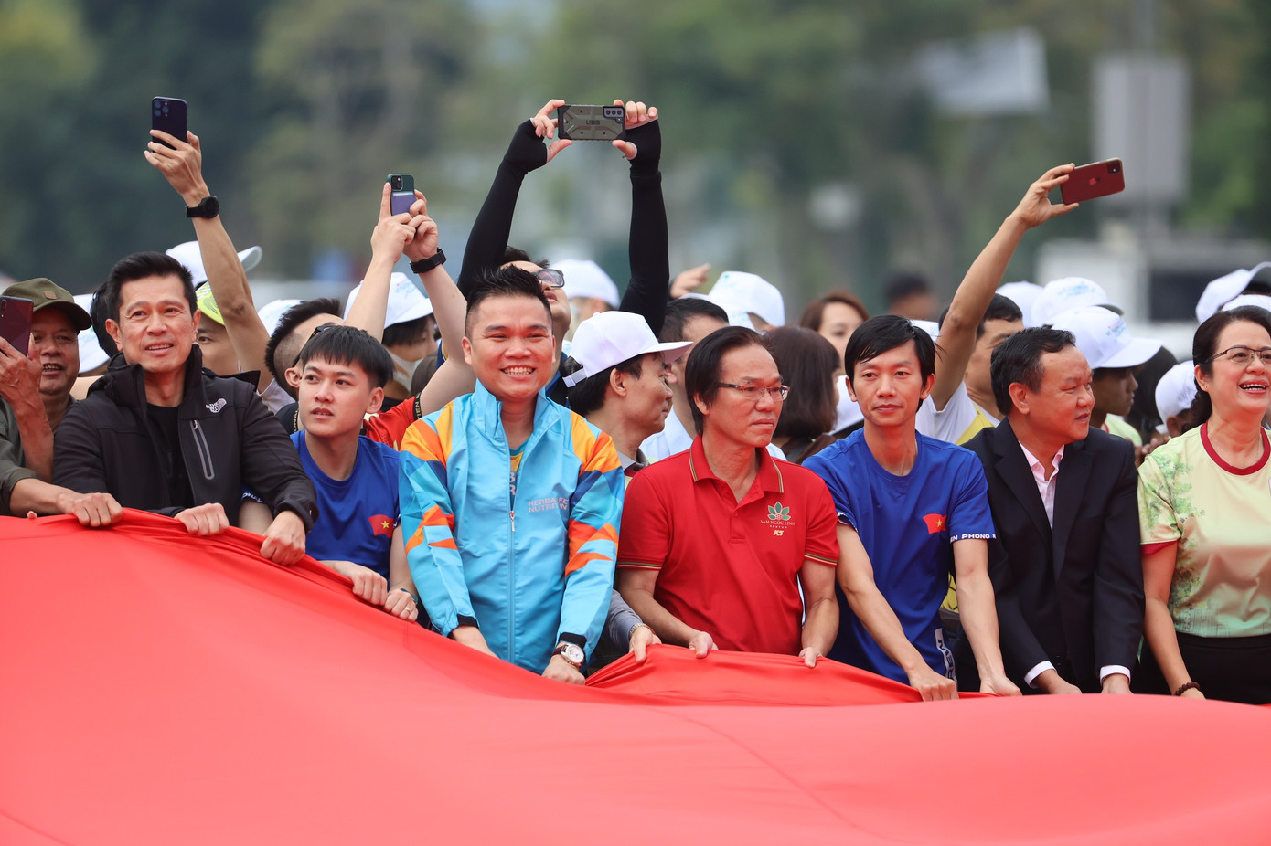 Lễ thượng cờ Tổ quốc tại Tiền Phong Marathon 2023 ảnh 43