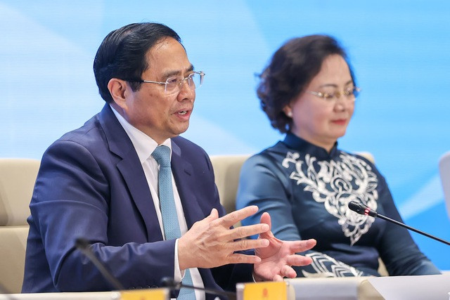 Thủ tướng tin tưởng rằng các thế hệ thanh niên sẽ tiếp tục cống hiến cho quê hương, đất nước, cho sự nghiệp cách mạng của Đảng, sẵn sàng làm bất cứ nhiệm vụ gì khi Tổ quốc, nhân dân cần.