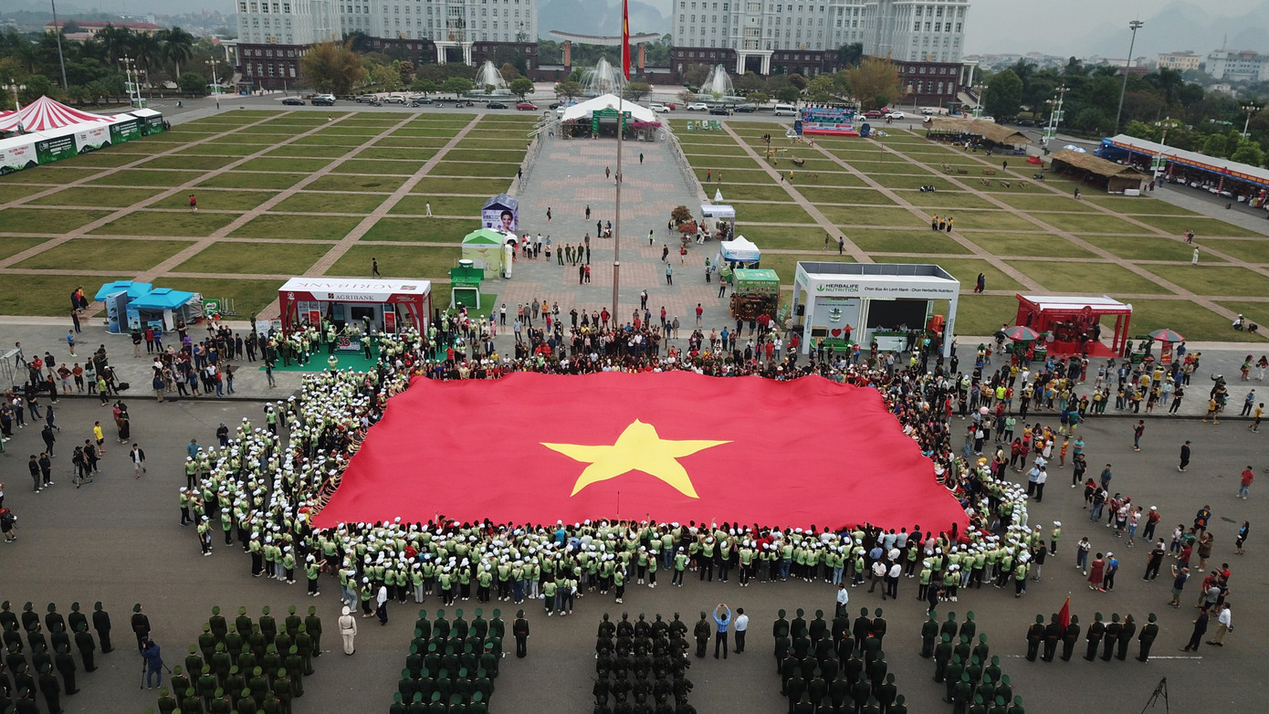 Lễ thượng cờ Tổ quốc tại Tiền Phong Marathon 2023 ảnh 48