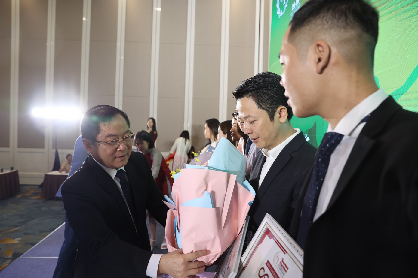 Tạo ‘sức mạnh nội sinh’ cho địa phương phát triển ảnh 46 Tạo ‘sức mạnh nội sinh’ cho địa phương phát triển ảnh 46