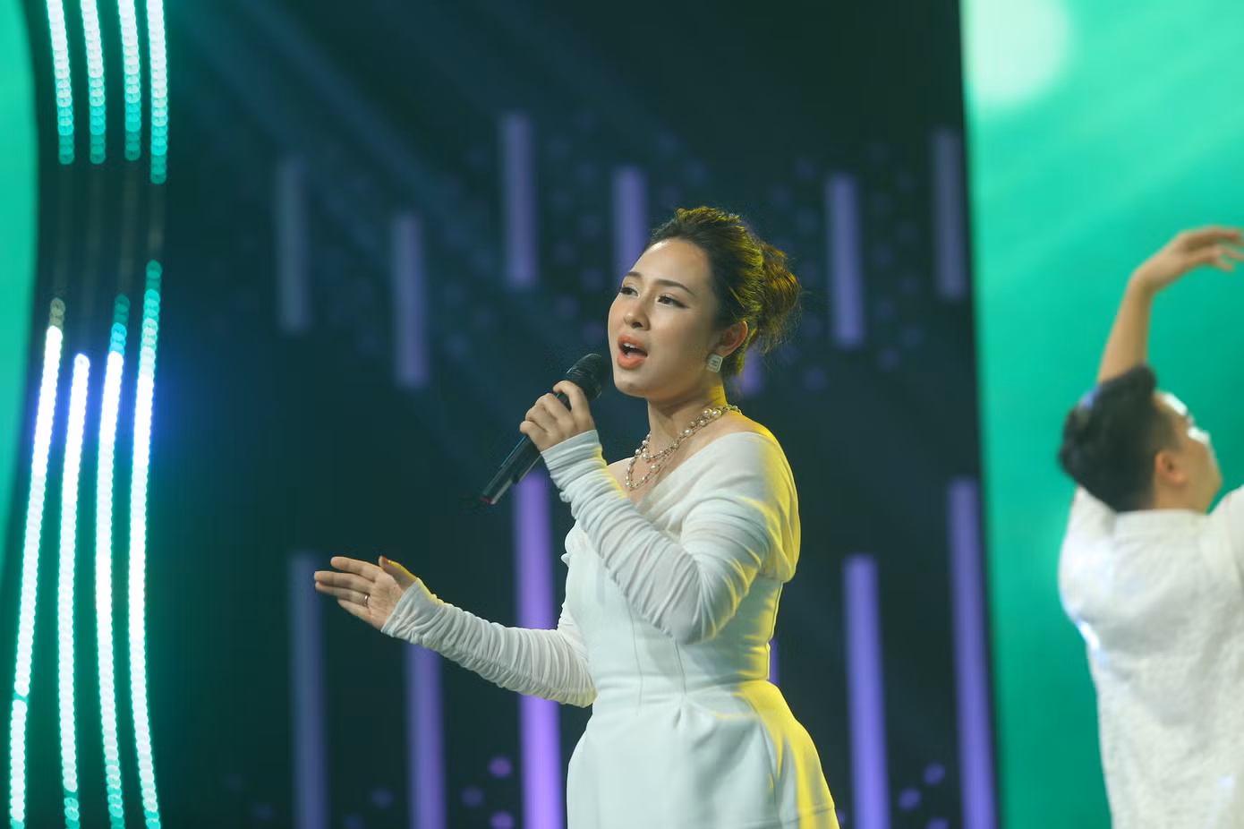 Tuyên dương 10 Gương mặt trẻ Việt Nam tiêu biểu năm 2022 ảnh 50