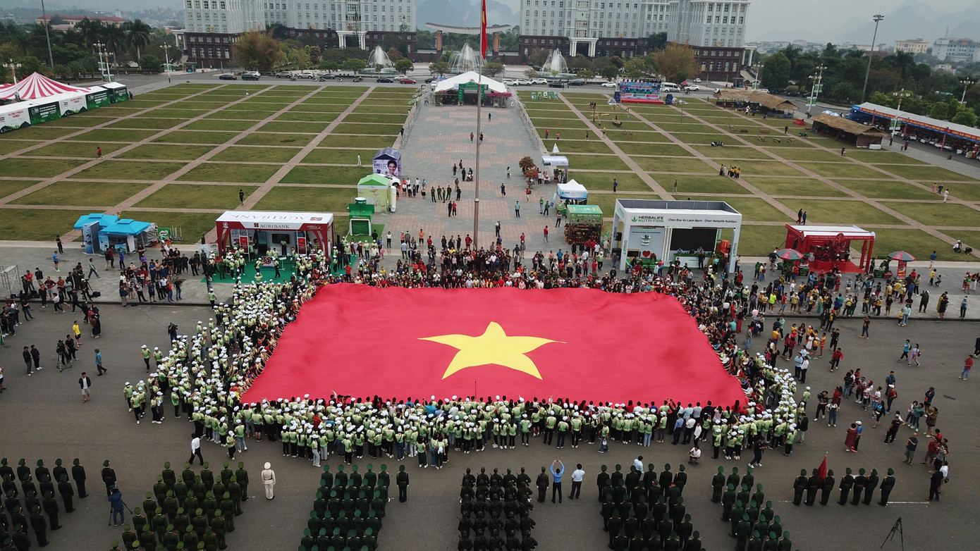 Lễ thượng cờ Tổ quốc tại Tiền Phong Marathon 2023 ảnh 46