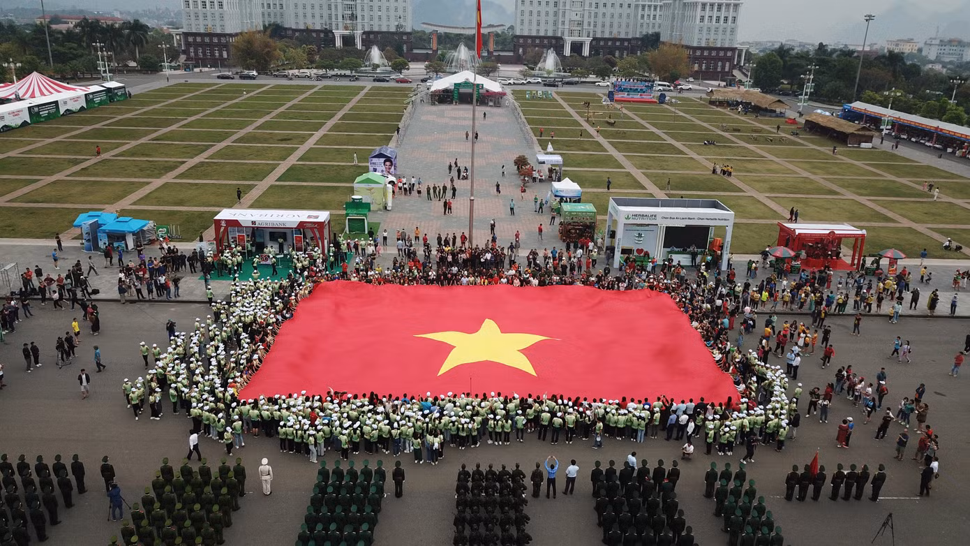 Lễ thượng cờ Tổ quốc tại Tiền Phong Marathon 2023 ảnh 46
