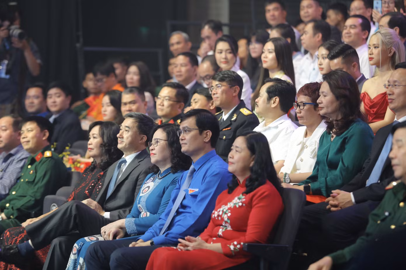 Tuyên dương 10 Gương mặt trẻ Việt Nam tiêu biểu năm 2022 ảnh 25