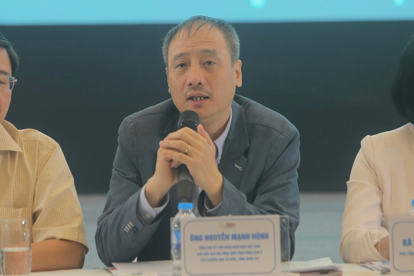 Ông Nguyễn Mạnh Hùng Ông Nguyễn Mạnh Hùng