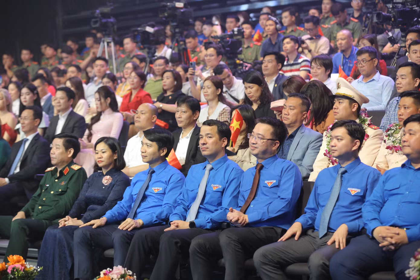 Tuyên dương 10 Gương mặt trẻ Việt Nam tiêu biểu năm 2022 ảnh 26