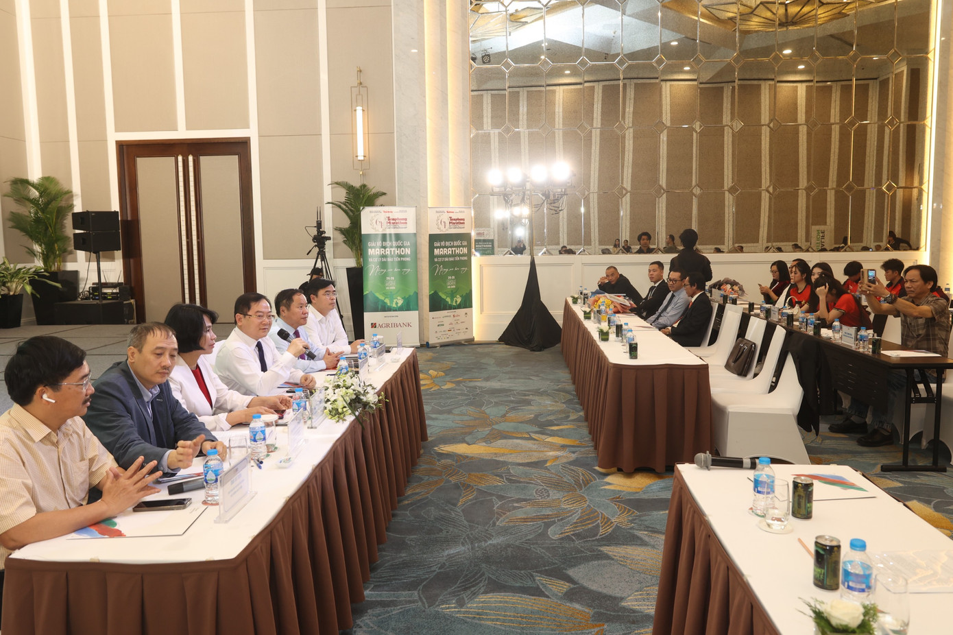 Tạo ‘sức mạnh nội sinh’ cho địa phương phát triển ảnh 56 Tạo ‘sức mạnh nội sinh’ cho địa phương phát triển ảnh 56