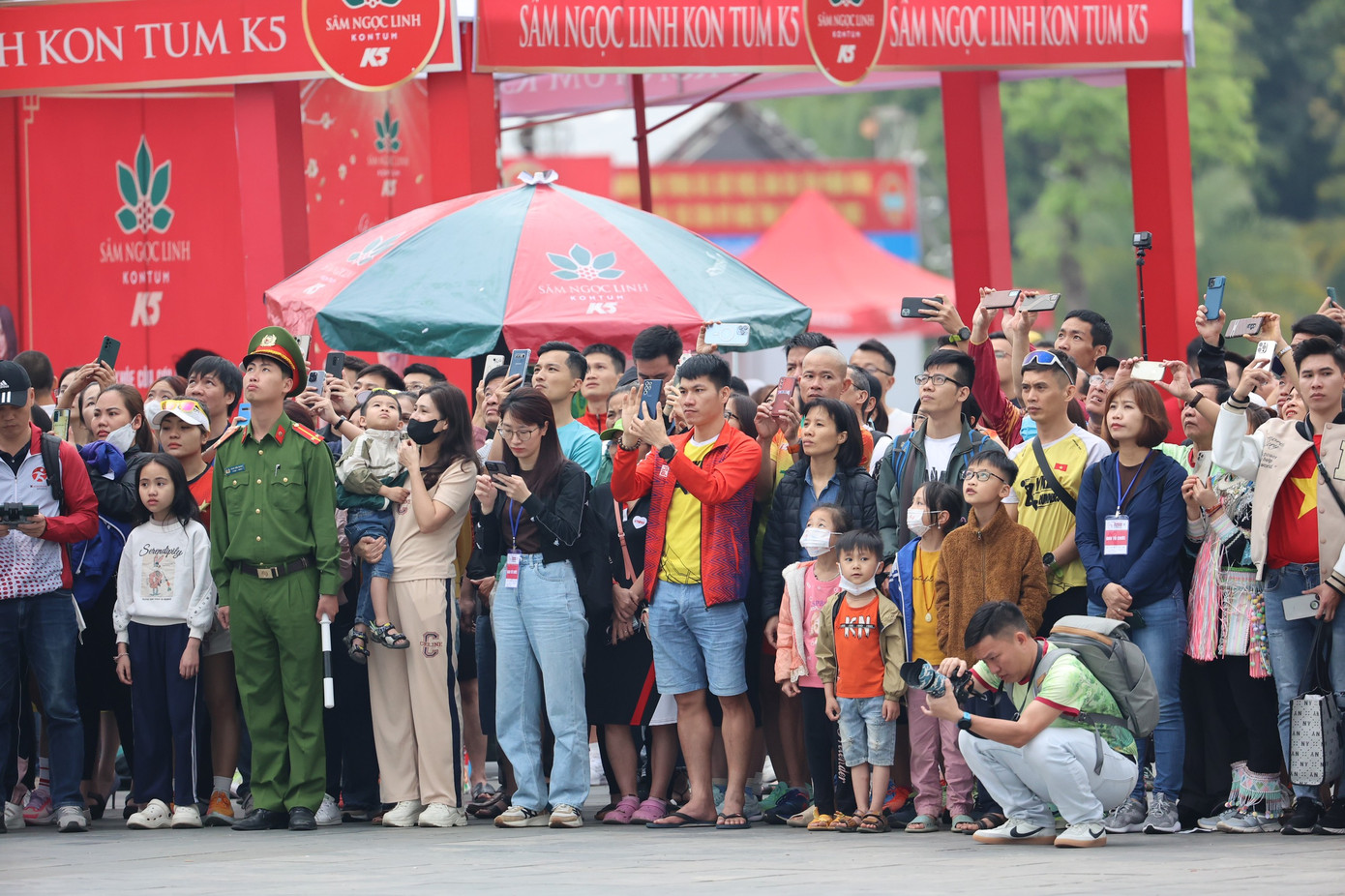 Lễ thượng cờ Tổ quốc tại Tiền Phong Marathon 2023 ảnh 34