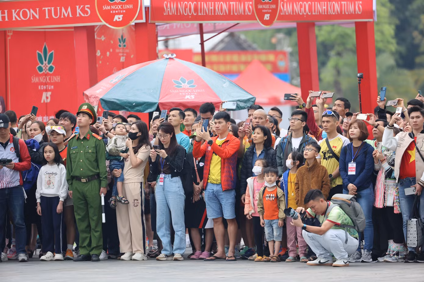 Lễ thượng cờ Tổ quốc tại Tiền Phong Marathon 2023 ảnh 34