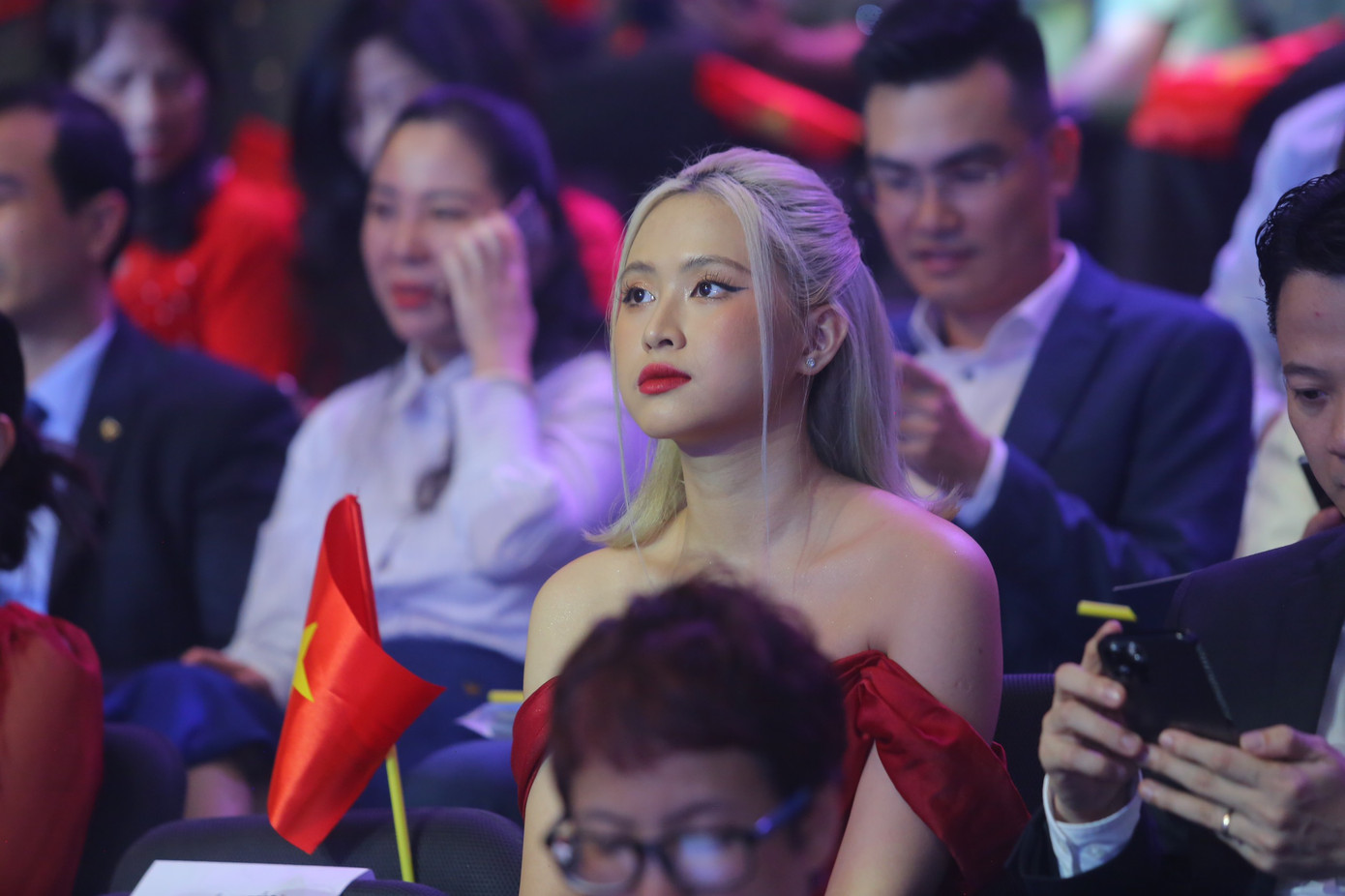 Tuyên dương 10 Gương mặt trẻ Việt Nam tiêu biểu năm 2022 ảnh 16