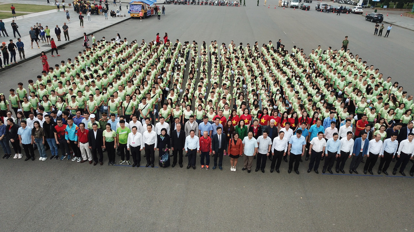 Lễ thượng cờ Tổ quốc tại Tiền Phong Marathon 2023 ảnh 11