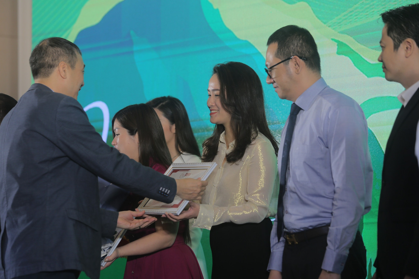 Tạo ‘sức mạnh nội sinh’ cho địa phương phát triển ảnh 54 Tạo ‘sức mạnh nội sinh’ cho địa phương phát triển ảnh 54