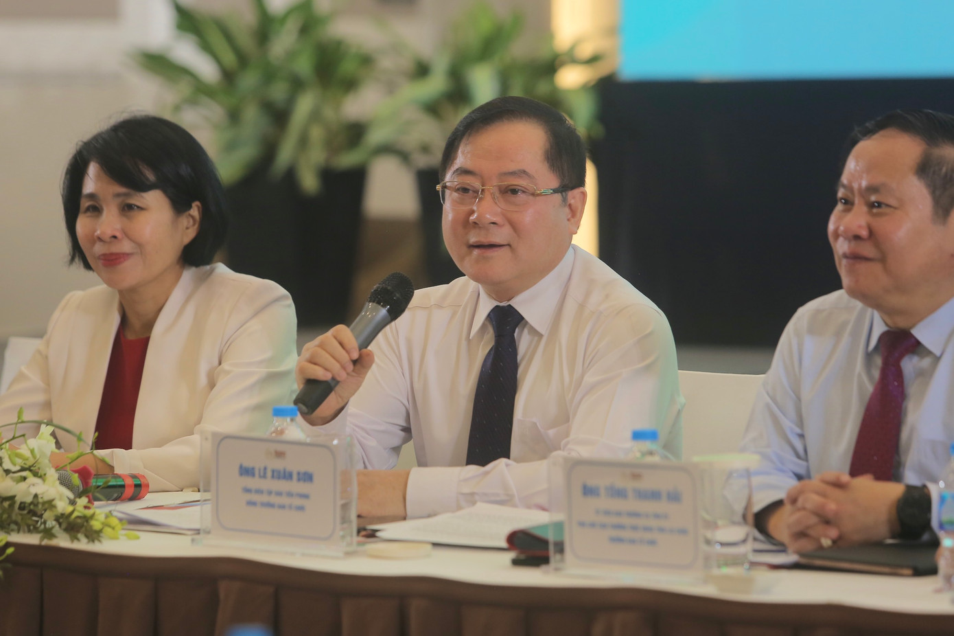 Nhà báo Lê Xuân Sơn Nhà báo Lê Xuân Sơn