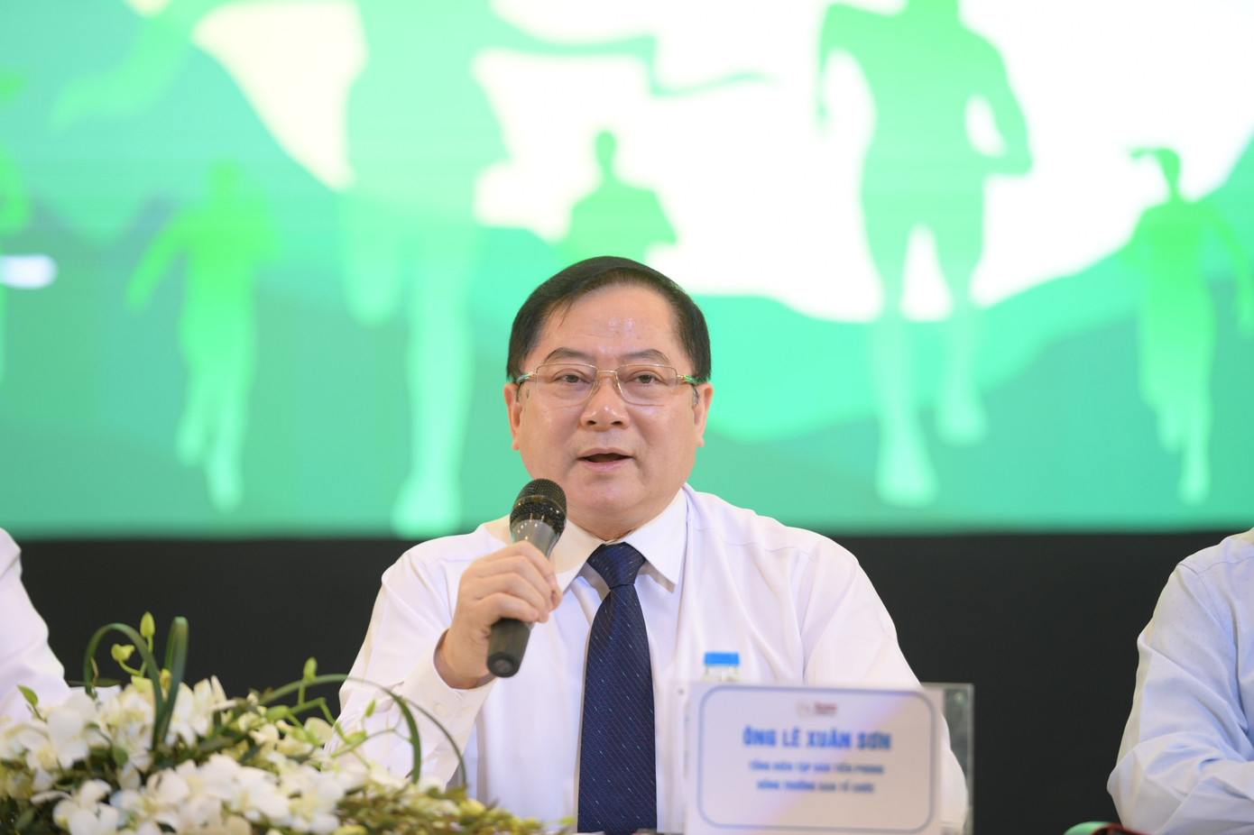 Nhà báo Lê Xuân Sơn Nhà báo Lê Xuân Sơn