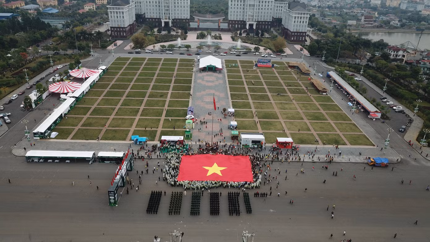 Lễ thượng cờ Tổ quốc tại Tiền Phong Marathon 2023 ảnh 49