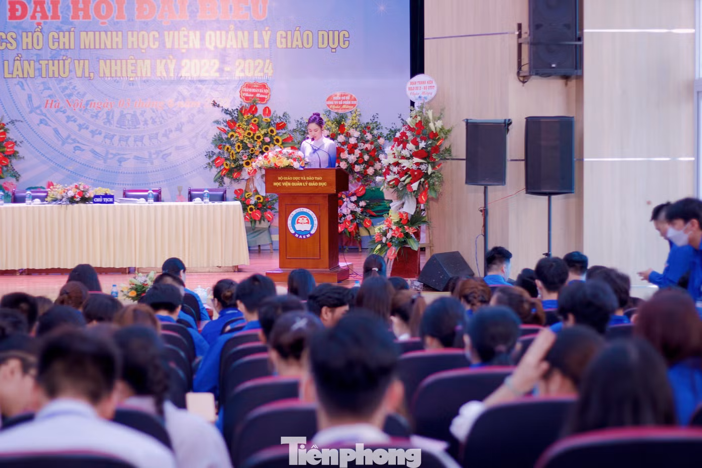 ThS. Nguyễn Huy Hoàng – Bí thư Đoàn Thanh niên Học viện Quản lý giáo dục cho biết: “Từ những vòng đầu tiên của cuộc thi, Diễm Quỳnh đã thể hiện sự tự tin, năng động và vẻ đẹp thanh lịch, trí tuệ. Ban tổ chức tin tưởng rằng, Diễm Quỳnh xứng đáng với danh hiệu hoa khôi và sẽ có nhiều hoạt động góp phần tôn vinh nét đẹp của toàn thể nữ sinh viên nhà trường”.