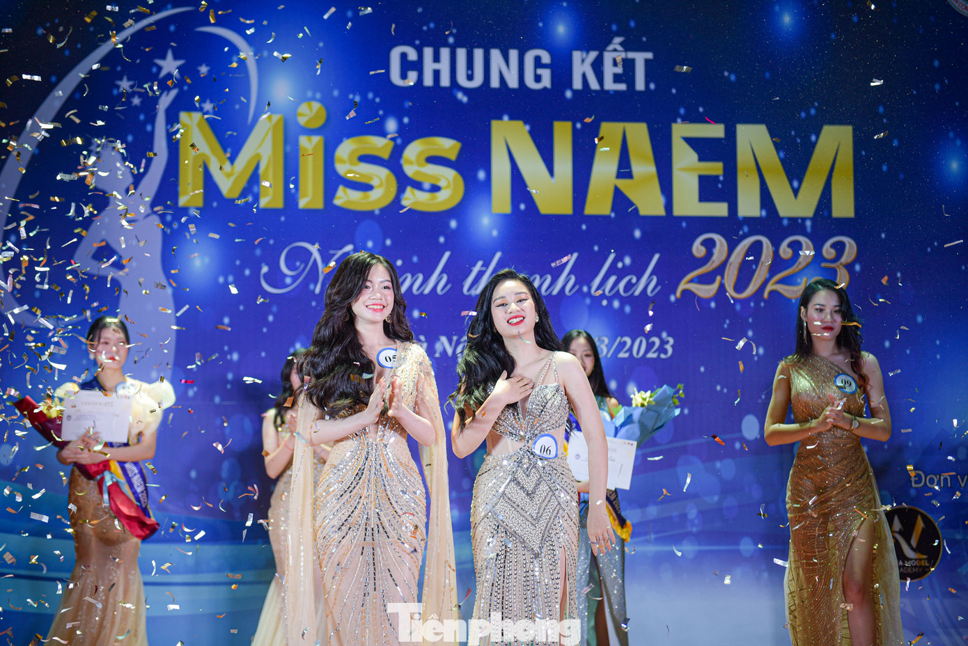 Khoảnh khắc công bố kết quả danh hiệu hoa khôi Nữ sinh thanh lịch Học viện Quản lý giáo dục gọi tên Nguyễn Lê Diễm Quỳnh.