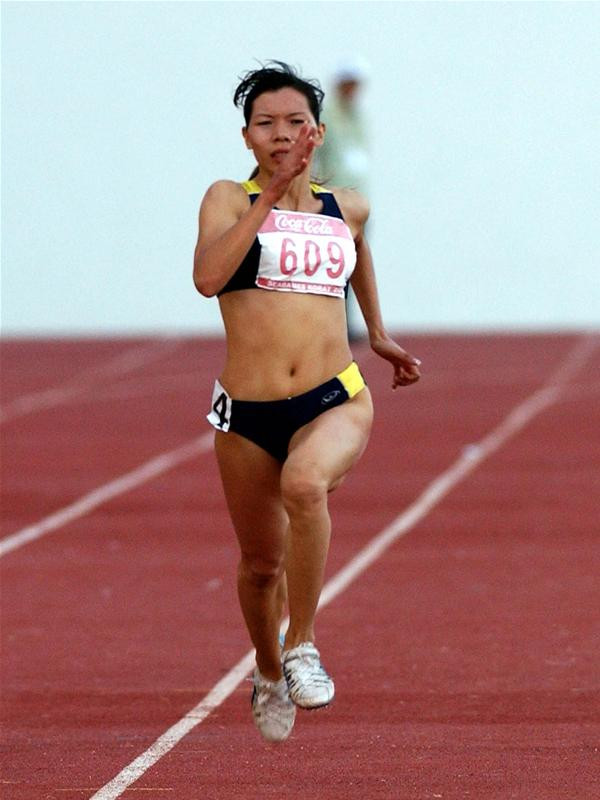 Vũ Thị Hương đoạt tiếp HCV thứ 2 ở nội dung chạy 200m với thành tích 23 giây 47. Ảnh: Ngọc Trường - TTXVN