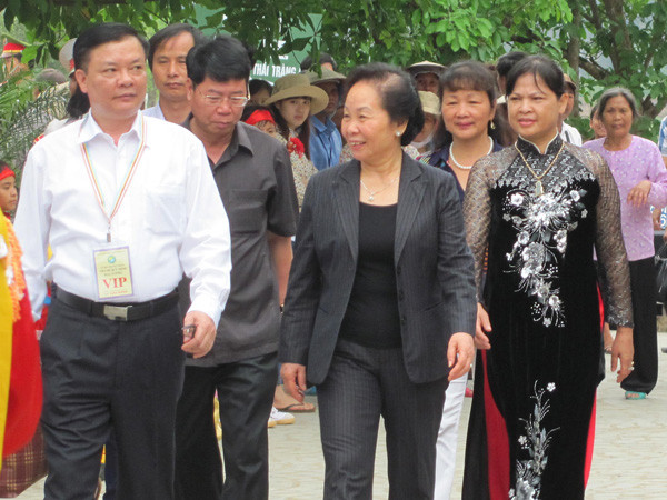 Các đồng chí lãnh đạo Trung ương và tỉnh Ninh Bình