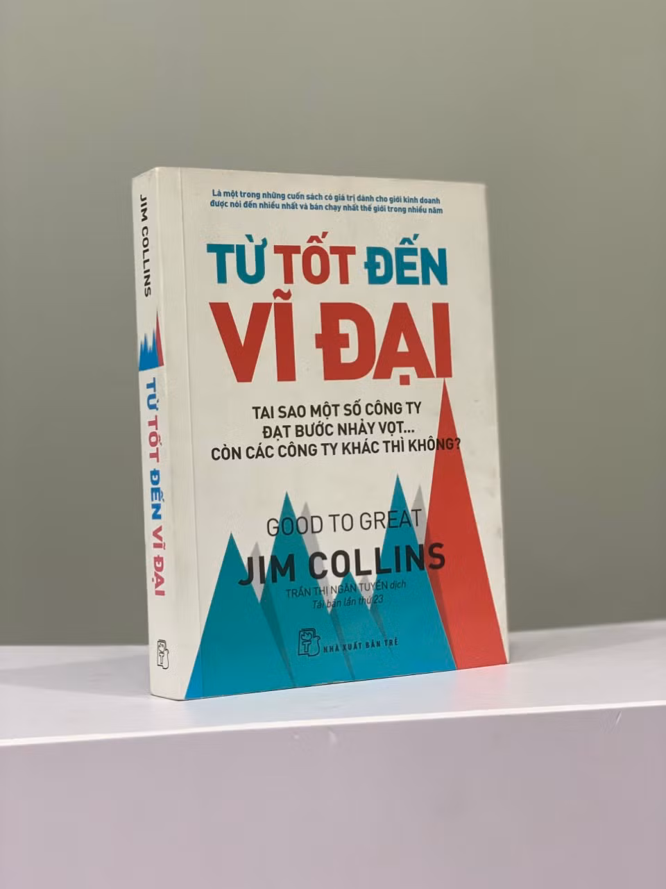 Cuốn sách hay thay đổi cuộc đời của tác giả Nguyễn Tuấn Anh. Ảnh: Arena Multimedia Cuốn sách hay thay đổi cuộc đời của tác giả Nguyễn Tuấn Anh. Ảnh: Arena Multimedia