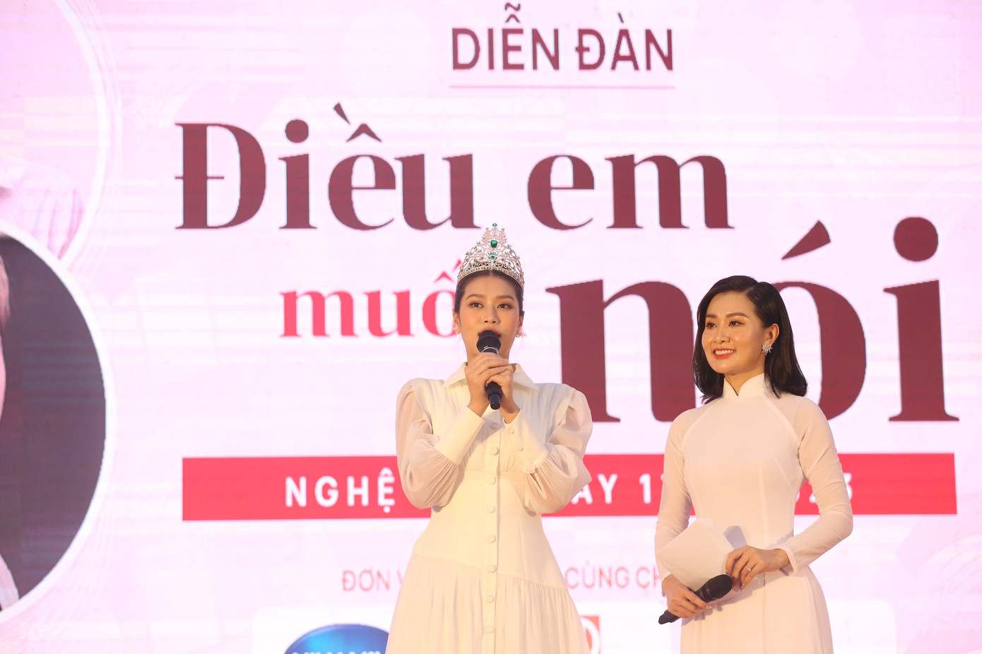 Hoa hậu Đoàn Thiên Ân khích lệ những ai bị bạo lực trắng hãy lên tiếng để bảo vệ chính mình. Ảnh: Trọng Tài.