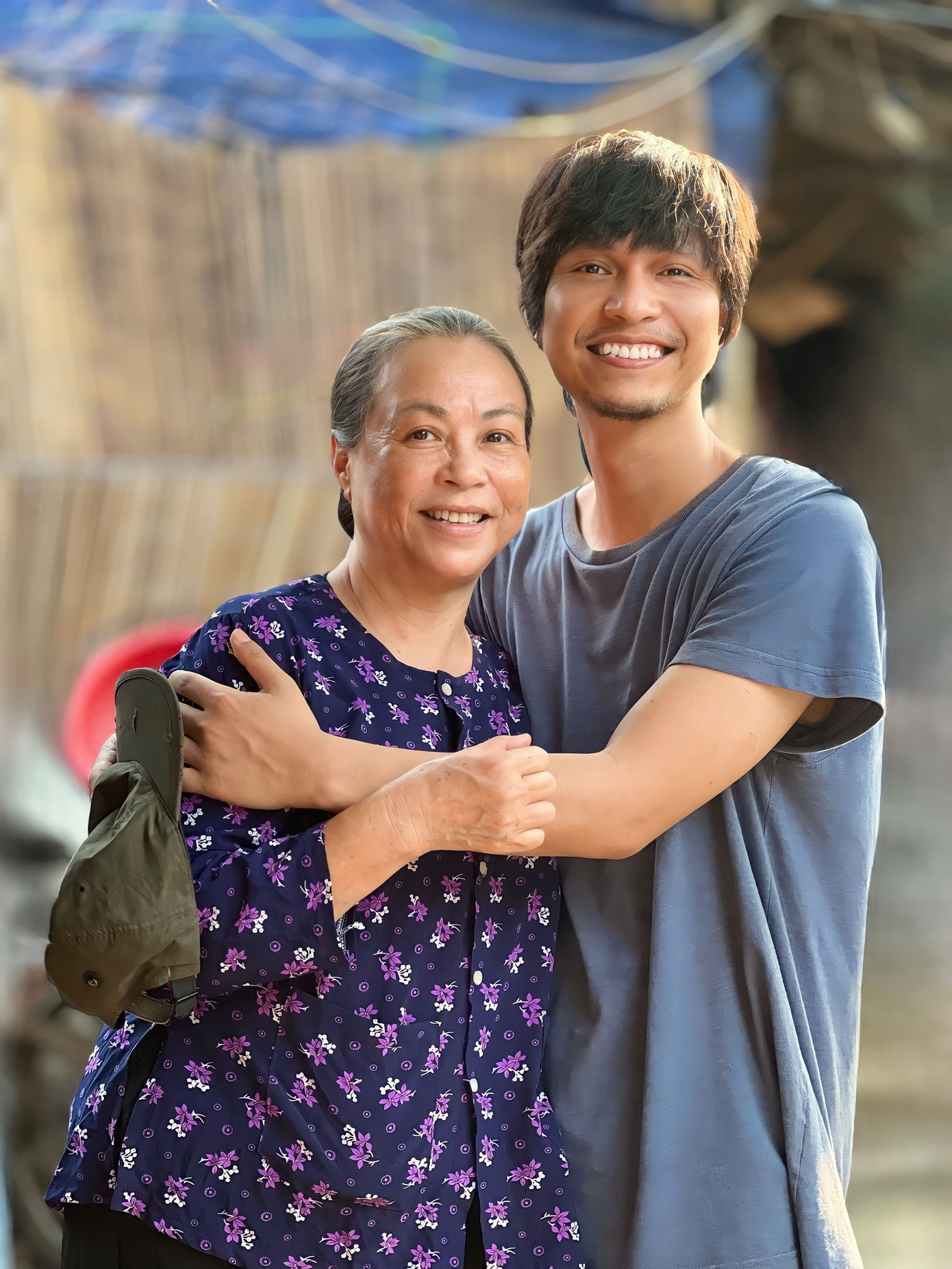 NSƯT Thanh Quý và diễn viên Tô Dũng ở hậu trường Cuộc đời vẫn đẹp sao. Ảnh: NVCC. NSƯT Thanh Quý và diễn viên Tô Dũng ở hậu trường Cuộc đời vẫn đẹp sao. Ảnh: NVCC.