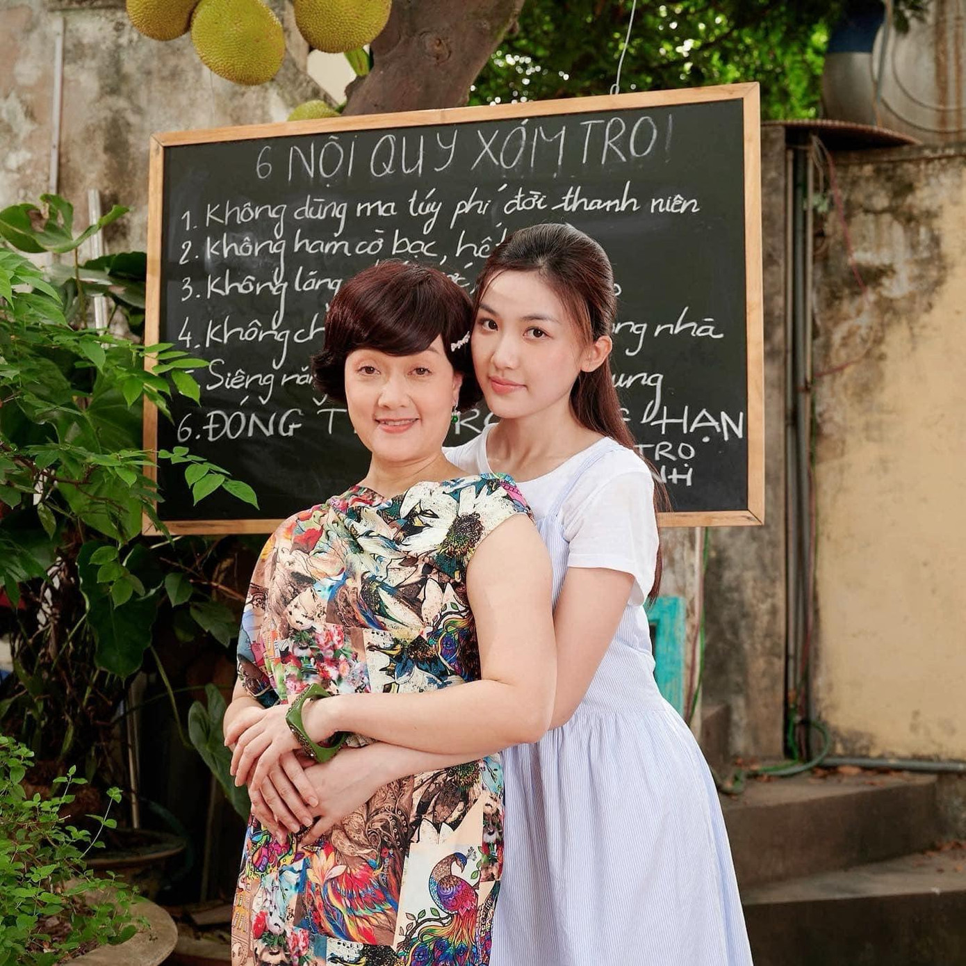 Mẹ con Thục Anh trong phim Mẹ con Thục Anh trong phim