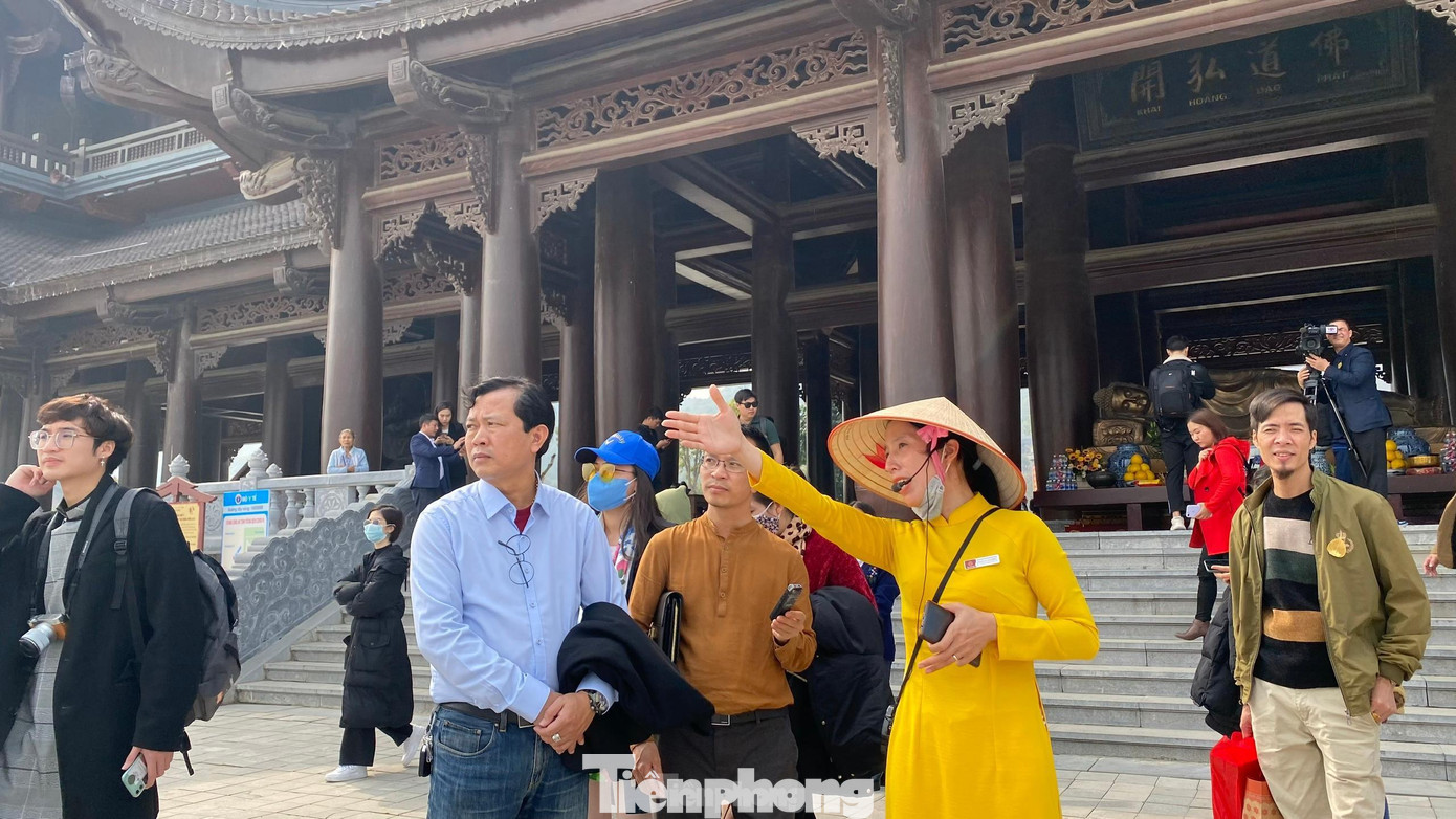 Bộ cũng đề xuất hỗ trợ hướng dẫn viên du lịch bị ảnh hưởng từ đại dịch