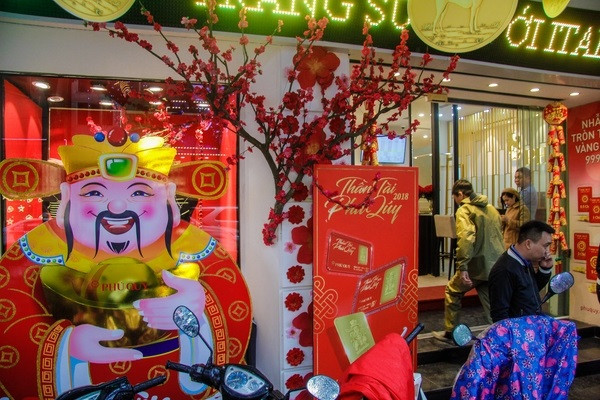 Phố vàng Hà Nội chưa thấy 'không khí' ngày vía Thần Tài ảnh 5