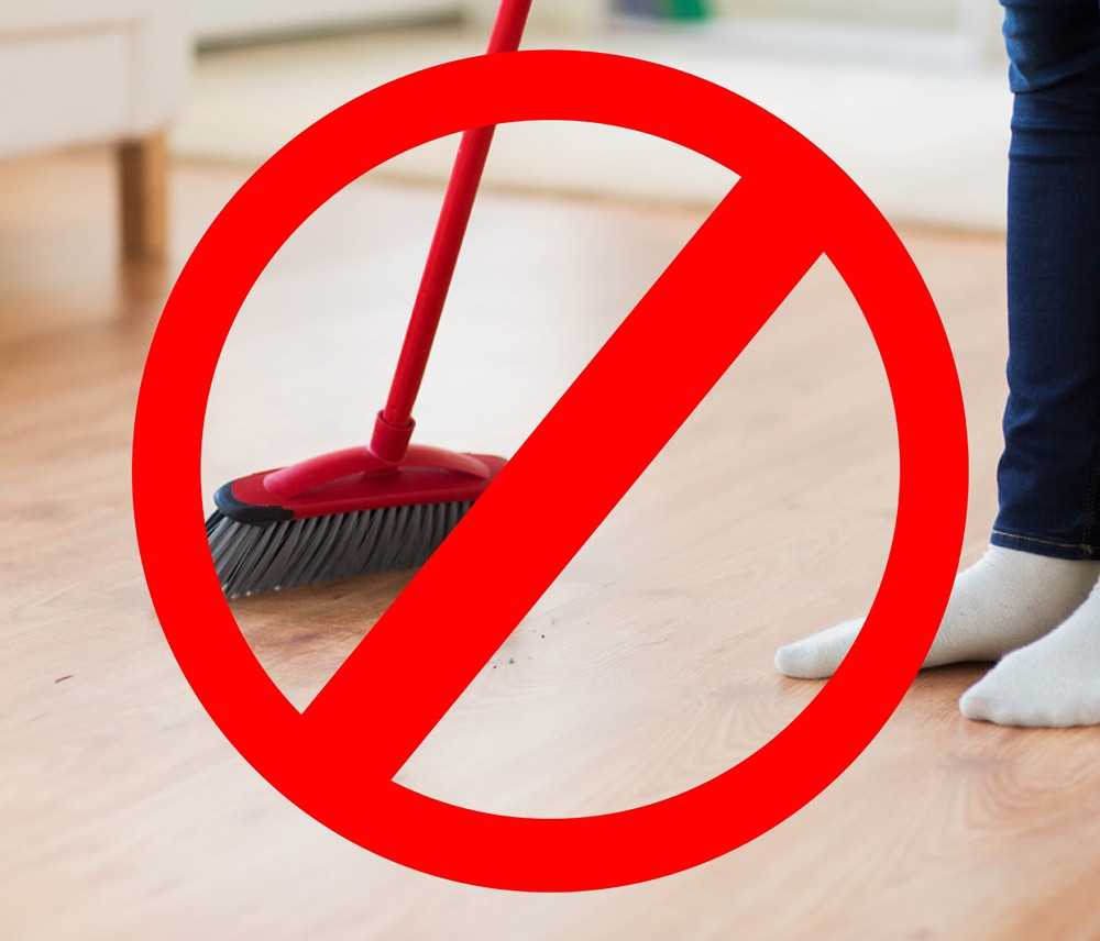 Các nước có mừng Tết Nguyên đán đều kiêng quét nhà ngày mùng 1 Tết. Ảnh minh họa: CLT.