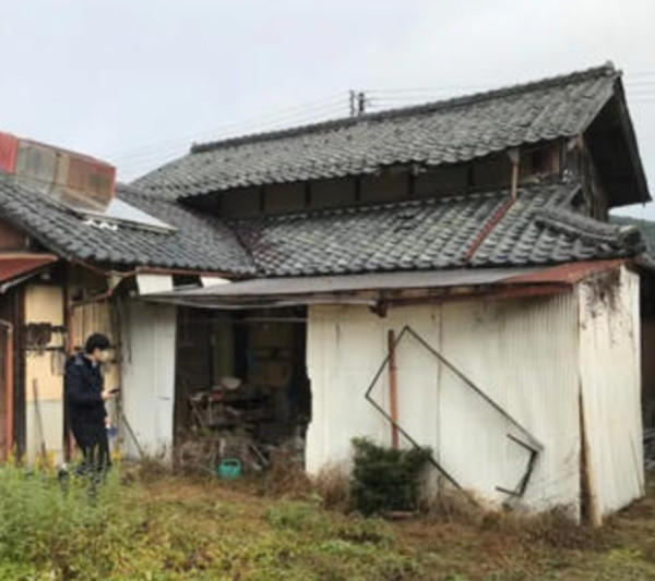 Có những căn nhà mà anh Kawamura mua thực sự rất cũ, giá chỉ chưa đến 160 triệu đồng. Ảnh: QQ. Có những căn nhà mà anh Kawamura mua thực sự rất cũ, giá chỉ chưa đến 160 triệu đồng. Ảnh: QQ.