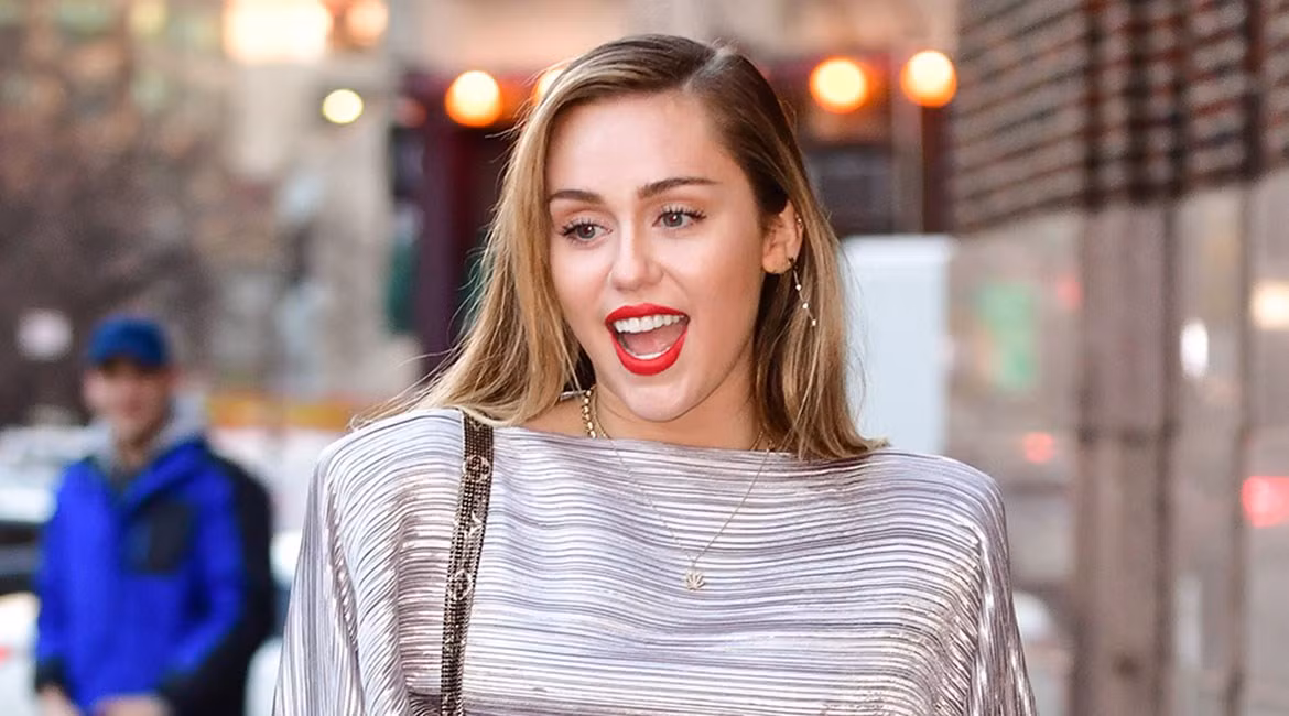 Miley Cyrus là một ngôi sao tuổi Thân. Ảnh: Beautycrew. Miley Cyrus là một ngôi sao tuổi Thân. Ảnh: Beautycrew.