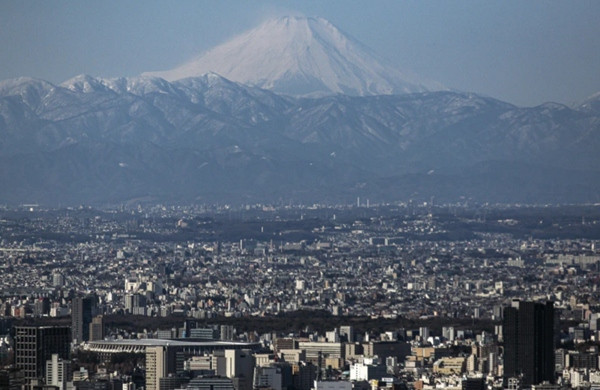 Núi Phú Sĩ cao 3.776 mét, được coi là một biểu tượng của nước Nhật Bản. Ảnh: Kiichiro Sato/ AP. Núi Phú Sĩ cao 3.776 mét, được coi là một biểu tượng của nước Nhật Bản. Ảnh: Kiichiro Sato/ AP.
