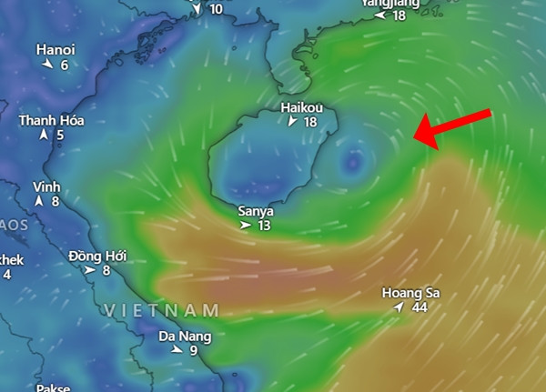 Mô hình ICON dự báo cho ngày 13/6: Vùng áp thấp mạnh lên thành áp thấp nhiệt đới trên Biển Đông. Ảnh: Windy, ICON.