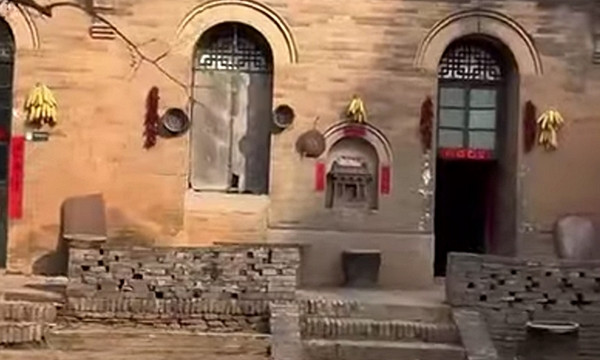 Căn nhà nơi xảy ra vụ việc. Ảnh: YouTube.