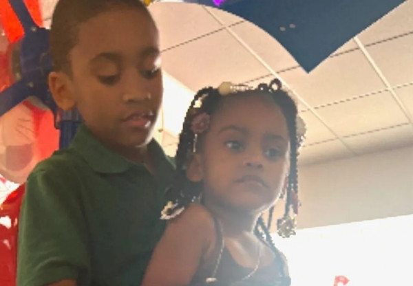 Trey và em gái. Ảnh: Andre Howard.