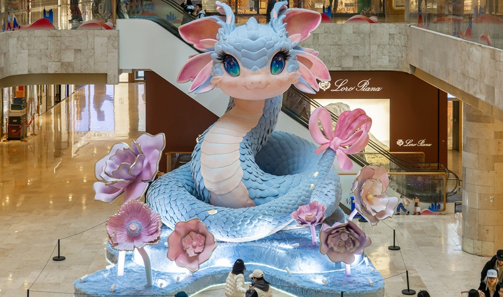 Linh vật rắn đón năm Tỵ ở thành phố Nam Kinh (tỉnh Giang Tô, Trung Quốc). Ảnh: VCG.