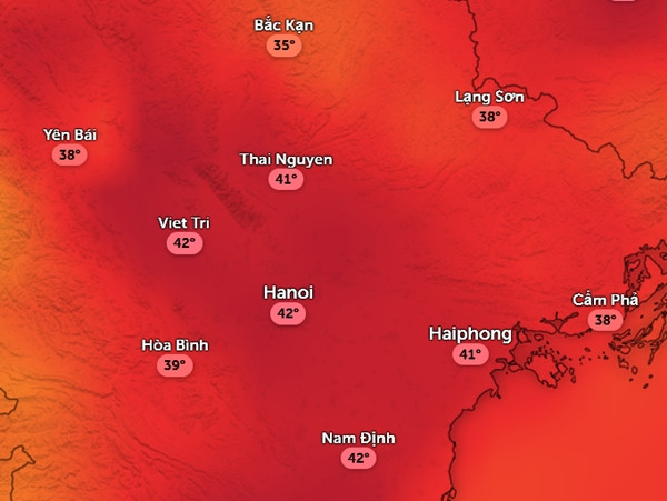 Dự báo nhiệt độ cảm nhận ở một số tỉnh thành miền Bắc vào trưa và chiều ngày 8 - 9/7 (thứ Ba và thứ Tư). Ảnh: Zoom Earth, OpenStreettMap, ICON.