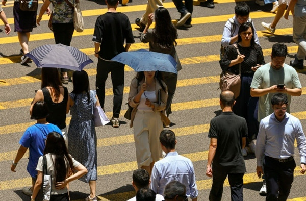 Mùa Hè năm nay được dự báo sẽ rất nóng và khô. Ảnh: Dickson Lee. Mùa Hè năm nay được dự báo sẽ rất nóng và khô. Ảnh: Dickson Lee.