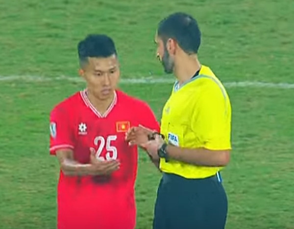 Doãn Ngọc Tân quả thật rất nhanh chân. Ảnh: YouTube.