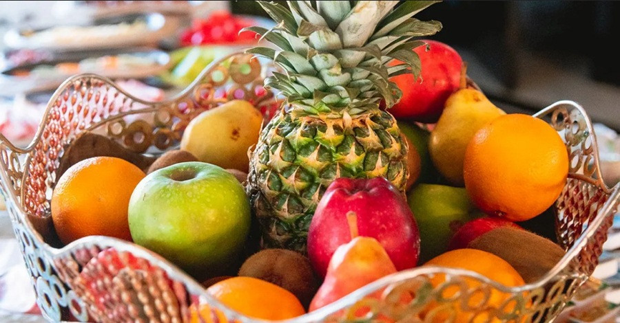 Thực ra, việc lựa chọn loại quả nào để bày trong các ngày lễ tết là tùy vào điều kiện gia đình, không nhất thiết theo "quy tắc" nào cả. Ảnh minh họa: Freepik. Thực ra, việc lựa chọn loại quả nào để bày trong các ngày lễ tết là tùy vào điều kiện gia đình, không nhất thiết theo "quy tắc" nào cả. Ảnh minh họa: Freepik.