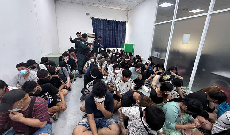 Có công dân của ít nhất 17 nước tham gia vào các hoạt động lừa đảo ở Campuchia, theo trang Khmer Times. Ảnh: Cảnh sát Campuchia. Có công dân của ít nhất 17 nước tham gia vào các hoạt động lừa đảo ở Campuchia, theo trang Khmer Times. Ảnh: Cảnh sát Campuchia.