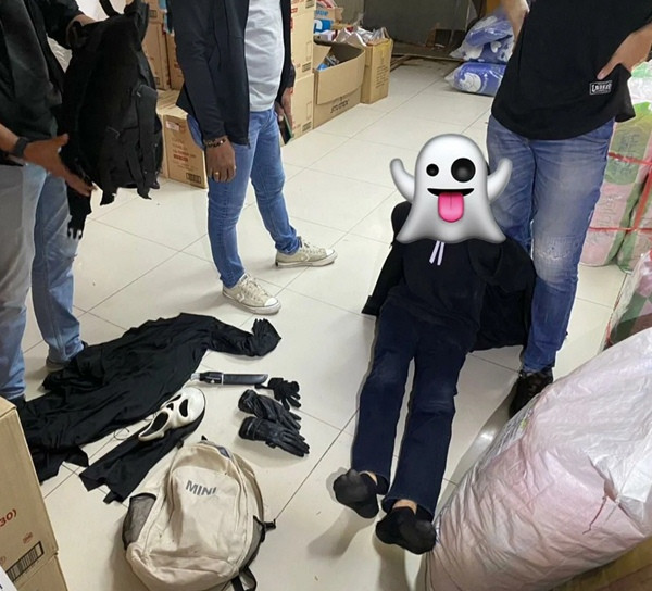 Kế hoạch ăn trộm của "Mặt ma" bất thành. Ảnh: The Boat Diary.